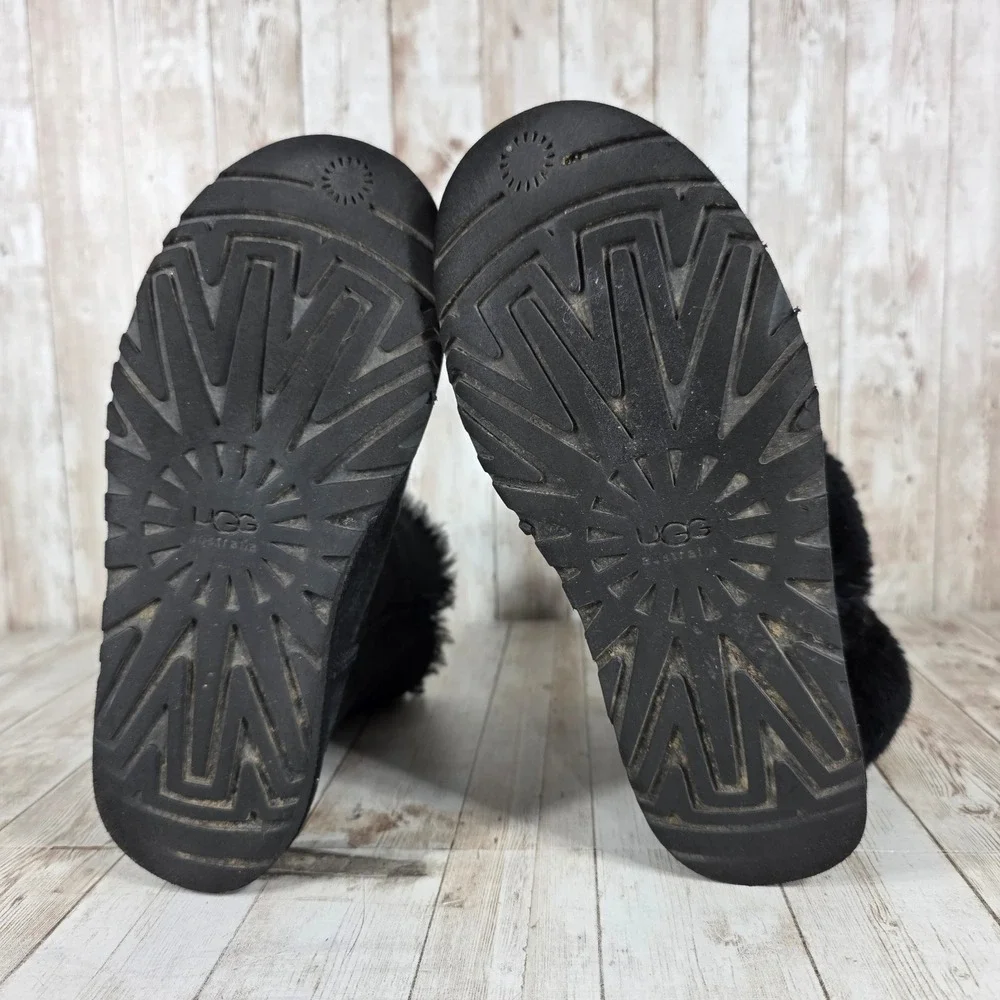 UGG Australia Classic Short Sparkle Button‎ Sheepskin Boots Black Women's Size 5